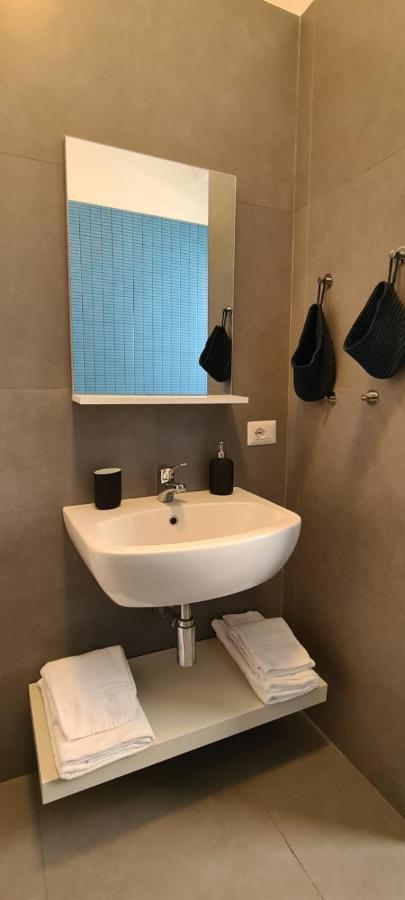 Etna Suite Design Apartments 카타니아 외부 사진