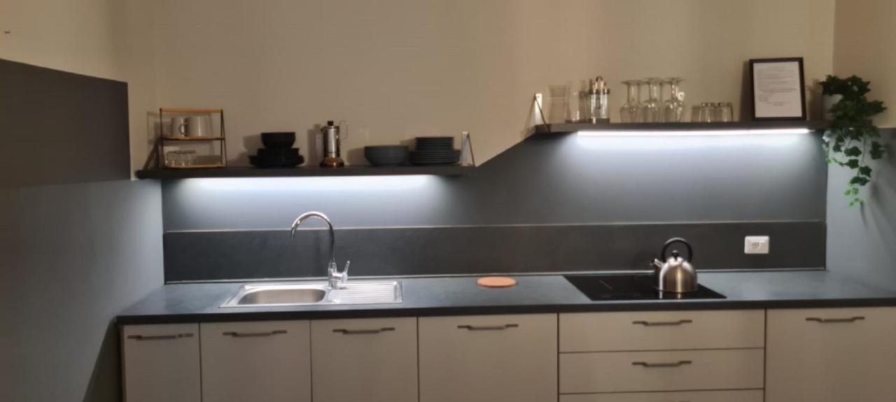 Etna Suite Design Apartments 카타니아 외부 사진