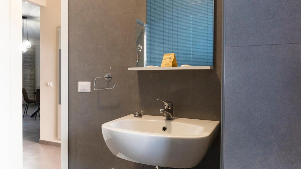 Etna Suite Design Apartments 카타니아 외부 사진